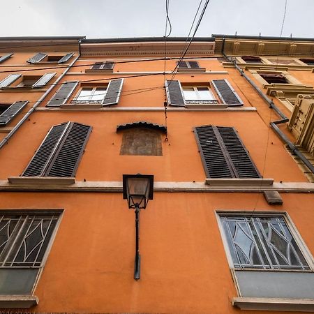 Torre Dell'Orologio Apartment By Wonderful Italy Bolonha Exterior foto