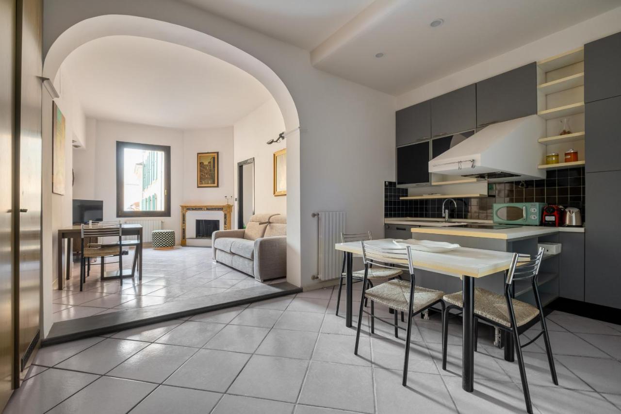 Torre Dell'Orologio Apartment By Wonderful Italy Bolonha Exterior foto